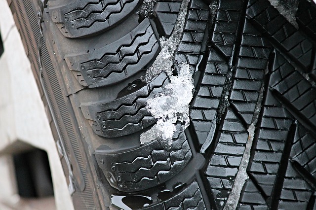 sníh na pneumatice.jpg